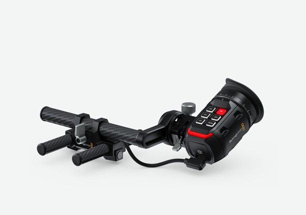 Blackmagic Design URSA Cine EVF - Monitor OLED FullHD 60fps, Risoluzione 6,22MP, Supporto Metadata e Opzioni di Montaggio