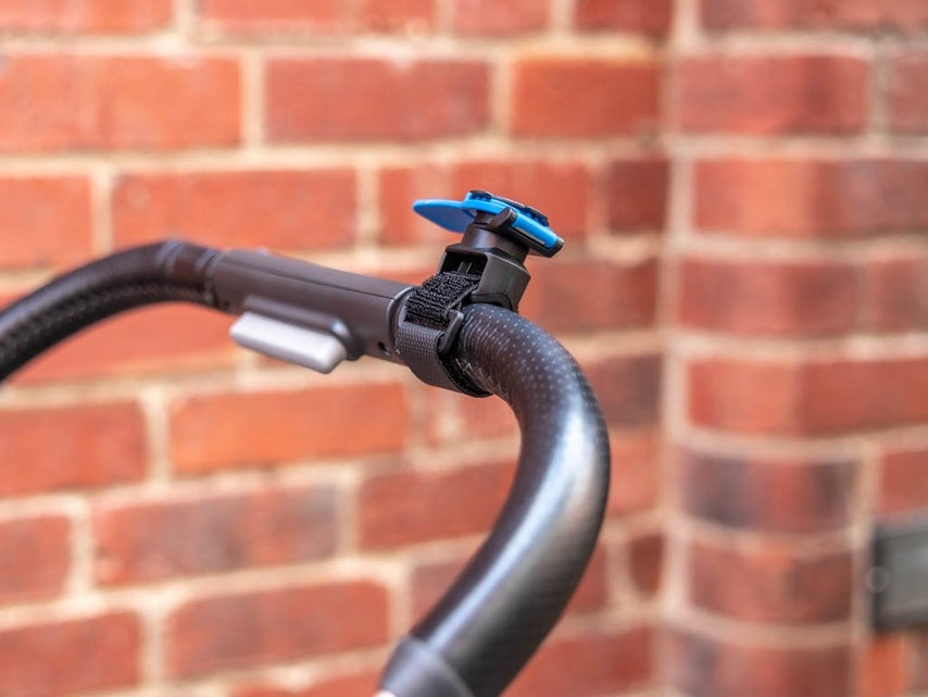 Quad Lock QLM-STP Supporto Universale per Smartphone con Cinturino a Sgancio Rapido - Nero e Blu, Compatibile con Manubri da 20-38mm
