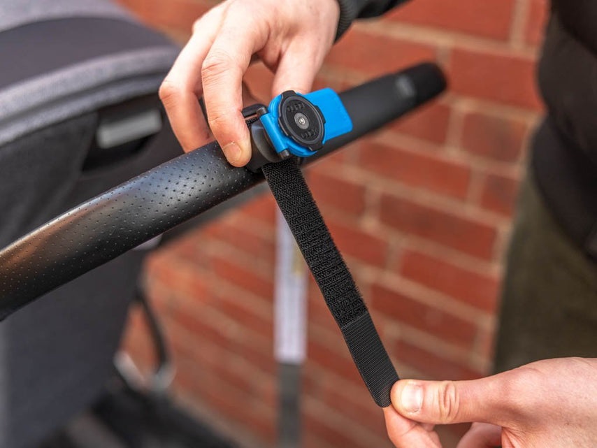 Quad Lock QLM-STP Supporto Universale per Smartphone con Cinturino a Sgancio Rapido - Nero e Blu, Compatibile con Manubri da 20-38mm
