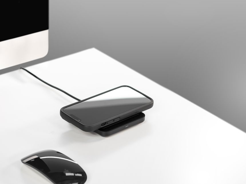 Quad Lock Caricatore Wireless Pad Nero - Ricarica da Scrivania e Comodino per Telefoni e Accessori con Allineamento Magnetico