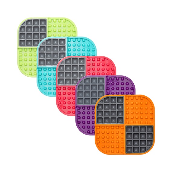 LickiMat Slomo - Tappetino da Leccare per Cani, Verde, Riduzione di Ansia da Noia, Perfetto per Cibo, Yogurt o Burro di Arachidi, Alternativa Divertente a Ciotola per Alimentazione Lenta